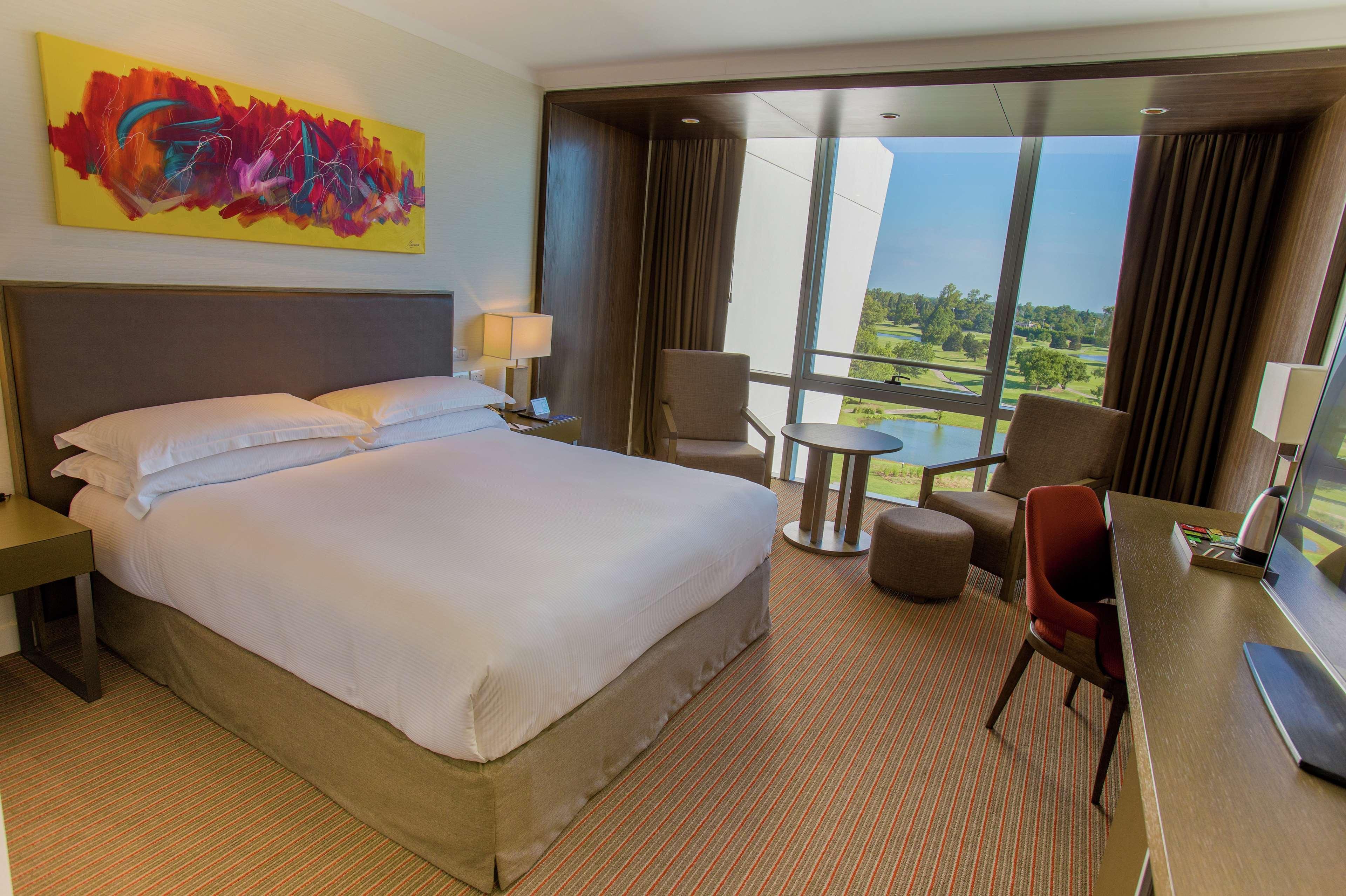 Hilton Pilar Hotel Pilar  Eksteriør billede