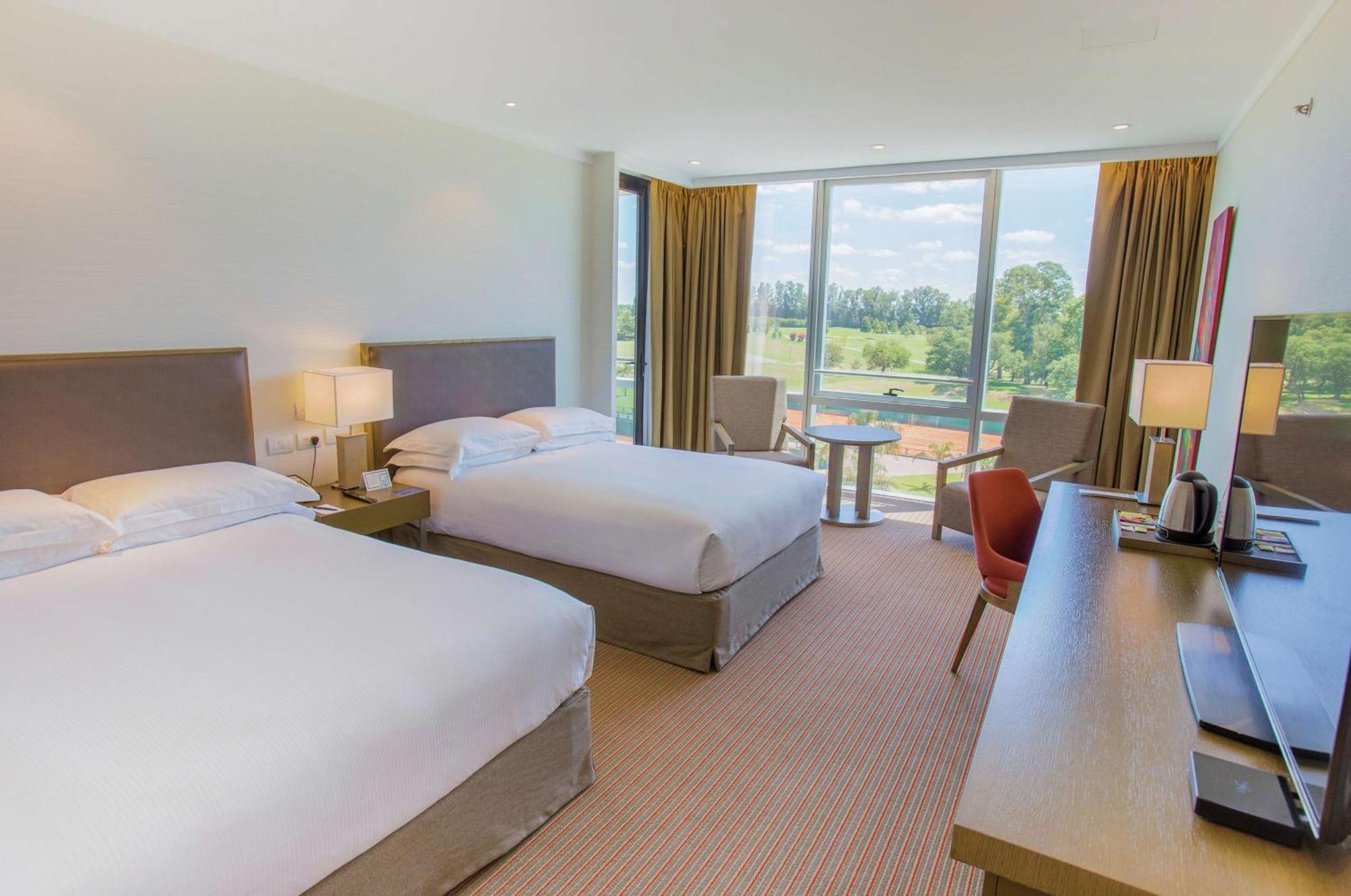 Hilton Pilar Hotel Pilar  Eksteriør billede