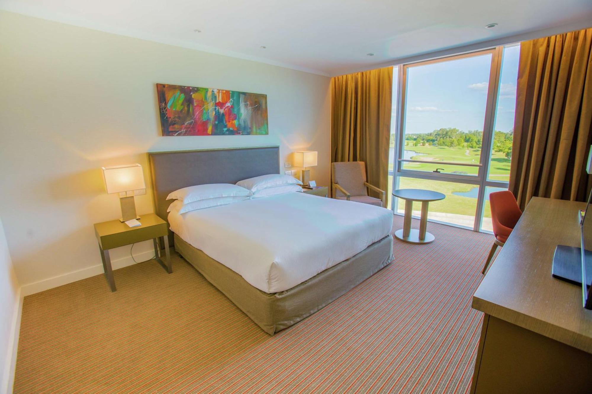 Hilton Pilar Hotel Eksteriør billede